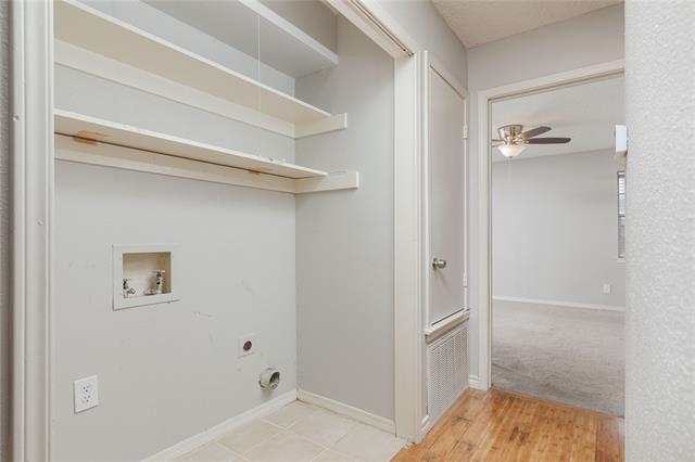 Building Photo - 9142 Emberglow Ln