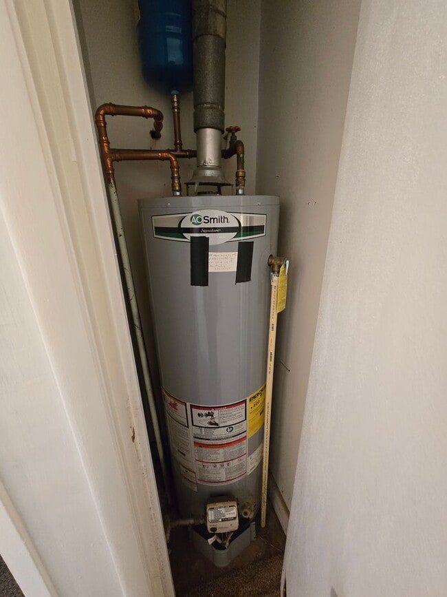 Building Photo - 2300-2302 Plum Street  - MHA