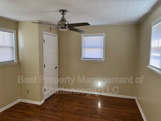 Building Photo - 5425 Marion Ave