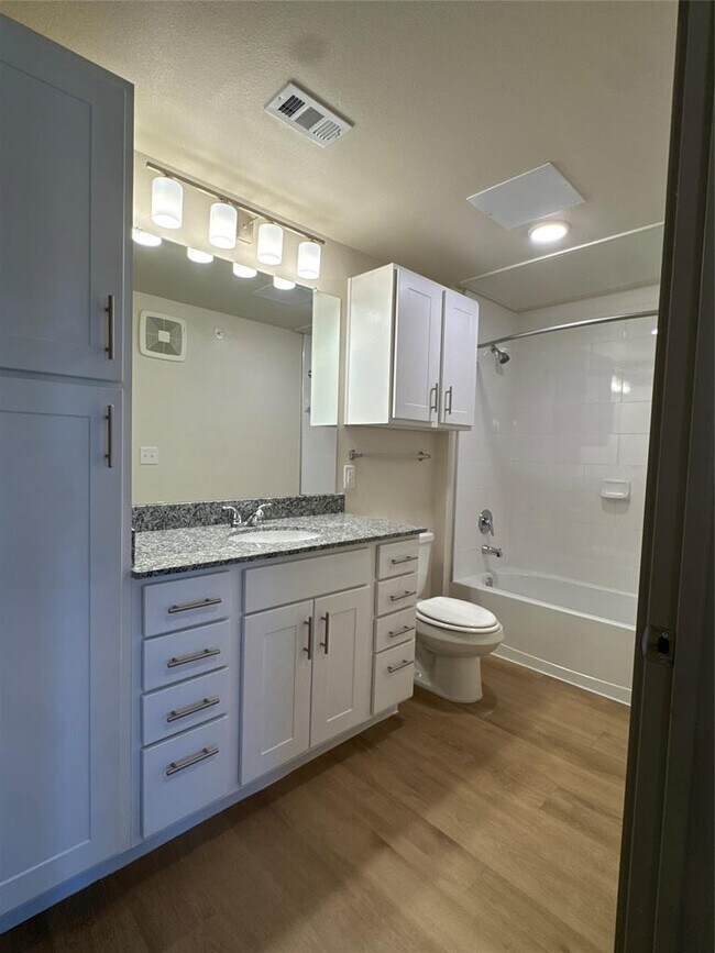 Building Photo - 691 Union Chapel Rd