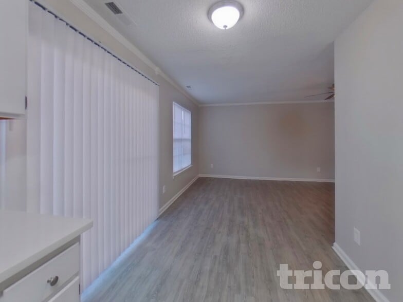 Building Photo - 5805 Carolina Manor Ct