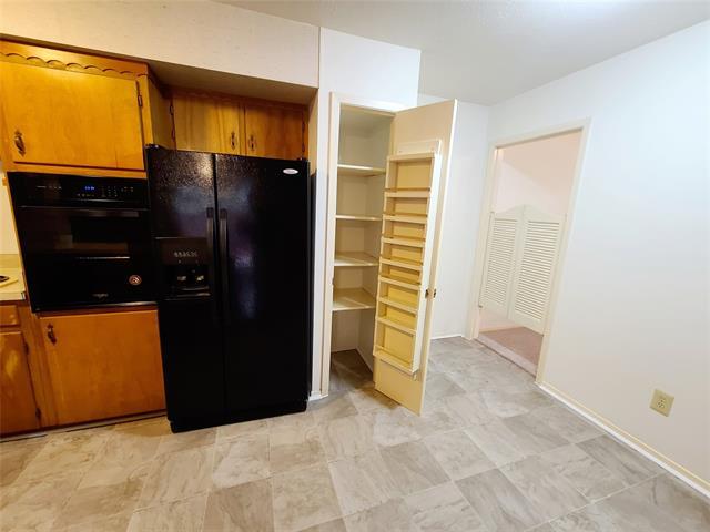 Building Photo - 7409 Brentcove Cir