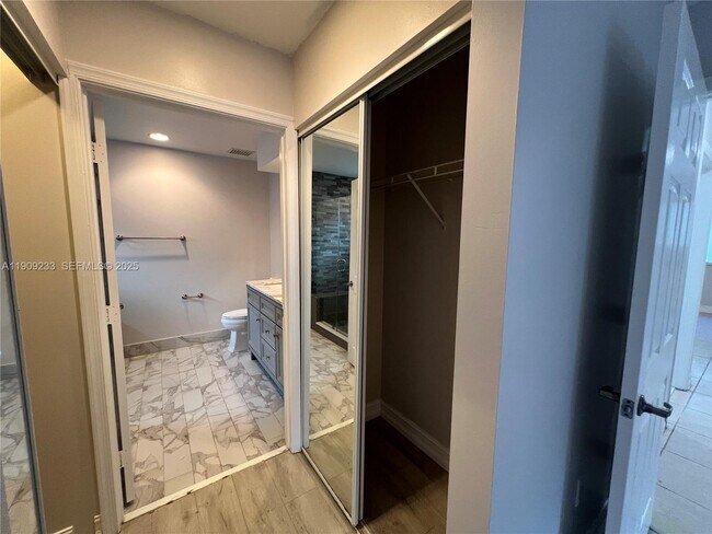 Building Photo - 1975 NW 100th Way