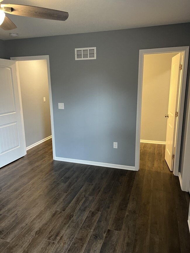 Building Photo - 891 W Gay St