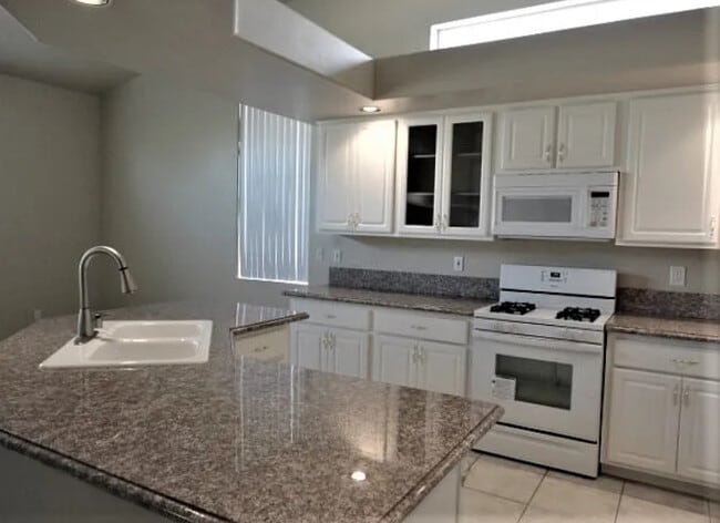Building Photo - 9794 Silver Harvest Ct