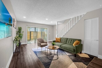 Building Photo - 13803 Heritage Club Dr