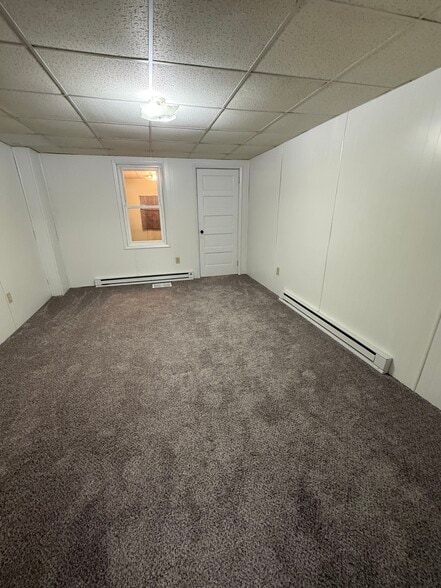 Bedroom 3 - 302 N Maple St