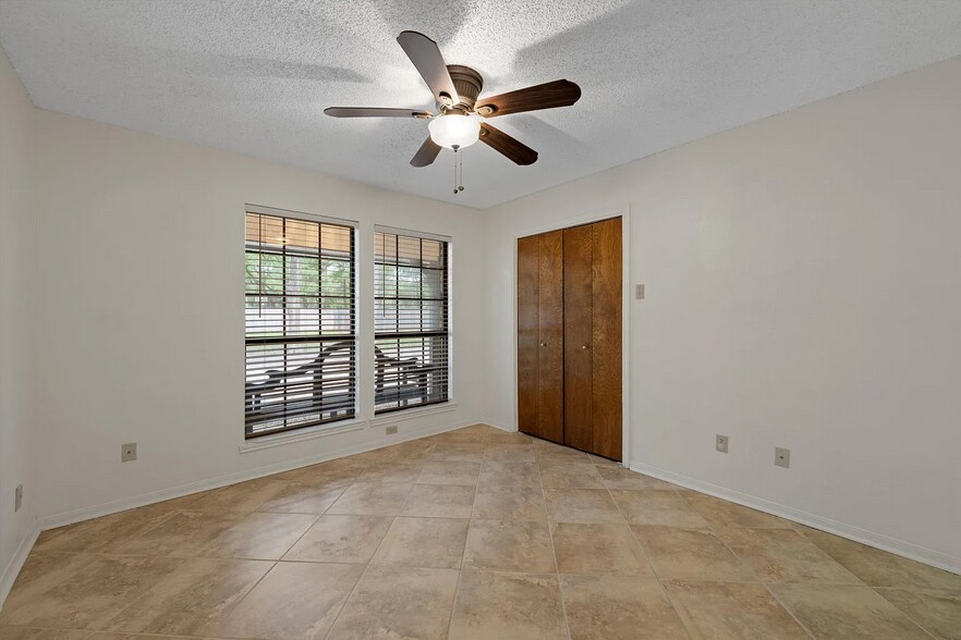 Front Bedroom - 273 Leafy Hollow Ln