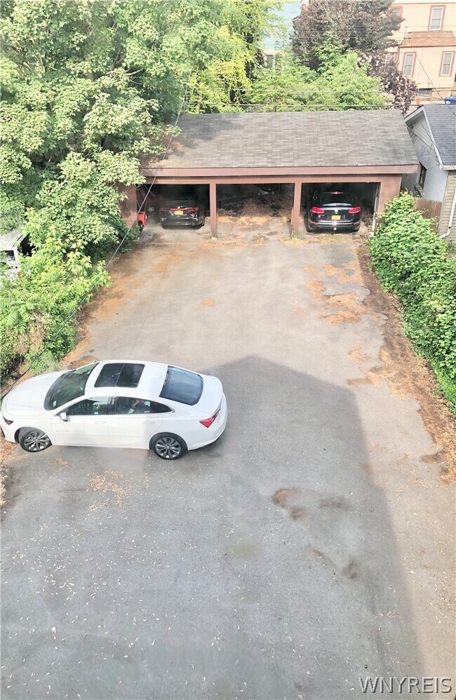 Building Photo - 83 Norwood Ave