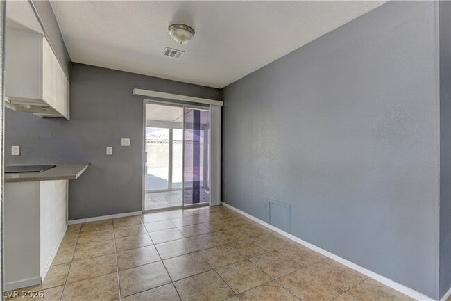 Building Photo - 5708 W Pine Cone Pl