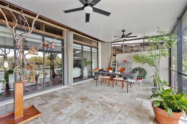 Building Photo - 11244 NW 14th Ct