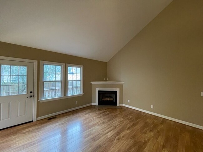 Building Photo - 1017 Bren Arbor Ct