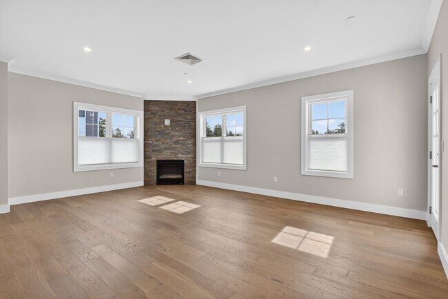 Building Photo - Gorgeous 2 Bed + Office | 2 Bath | 1,771 Sq Ft | Brand New Construction