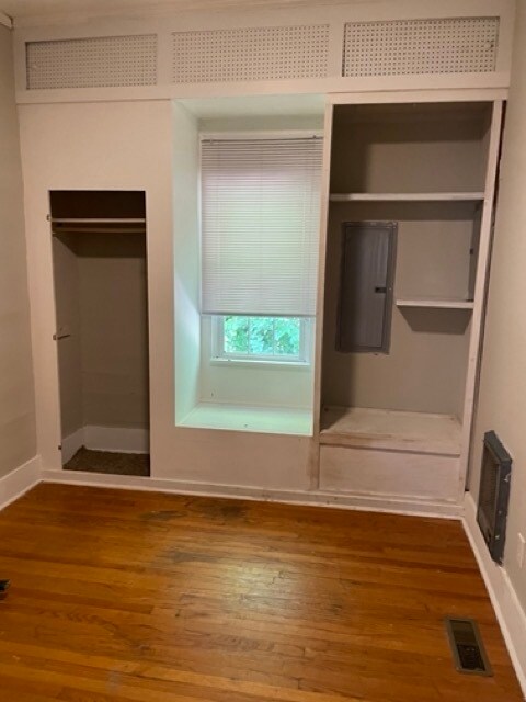 Bedroom 1 - 808 E 11th Ave