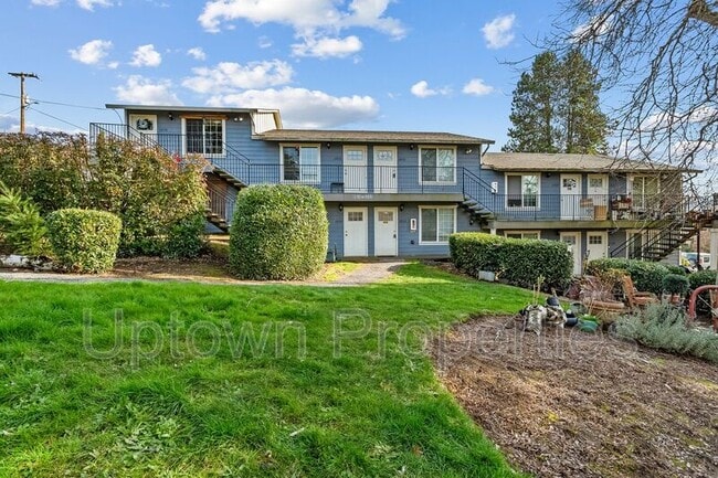 Building Photo - 6830 N Richmond Ave