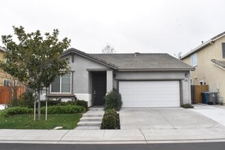 Building Photo - Lovely Southtown home located on a court close to Magnolia Park!