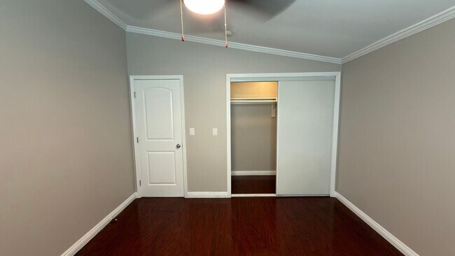 Building Photo - **BEAUTIFUL FOUR BED TWO BATH HOME IN DUARTE **