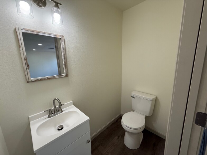 Building Photo - 4936 LA-1