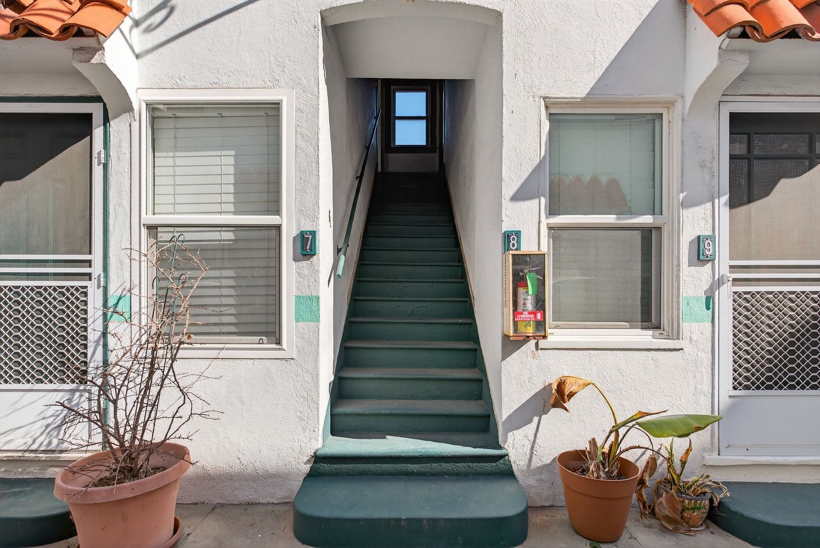 Building Photo - 1912 2nd St