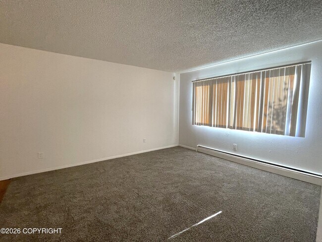 Building Photo - 3400 Eureka St