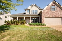 Building Photo - 2510 Ridgewood Way