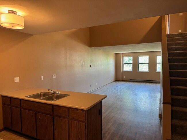 Building Photo - 46 E Jackson St