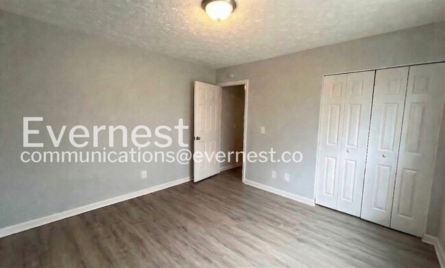 Building Photo - 3711 Sandy Shoals Ln