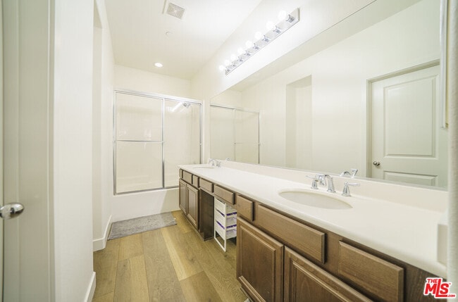 Building Photo - 15413 Ashley Ct