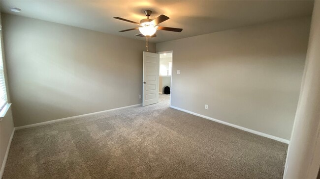 Building Photo - 7059 Silverleaf Oak St