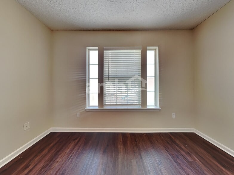 Building Photo - 8420 Candlewood Cove Trl