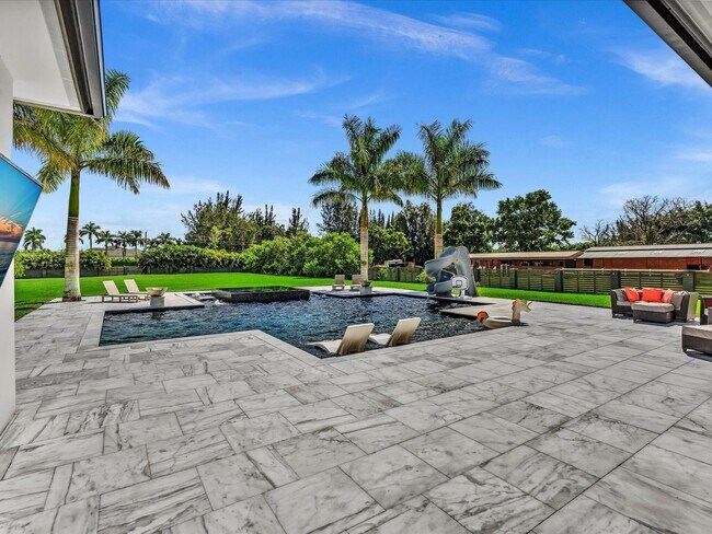 Building Photo - 6122 SW 173rd Way