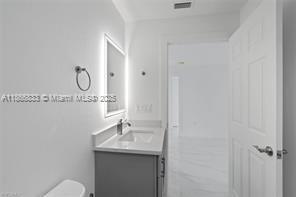 Building Photo - 5013 27th St SW