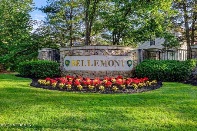 Building Photo - 150 Nathan Dr