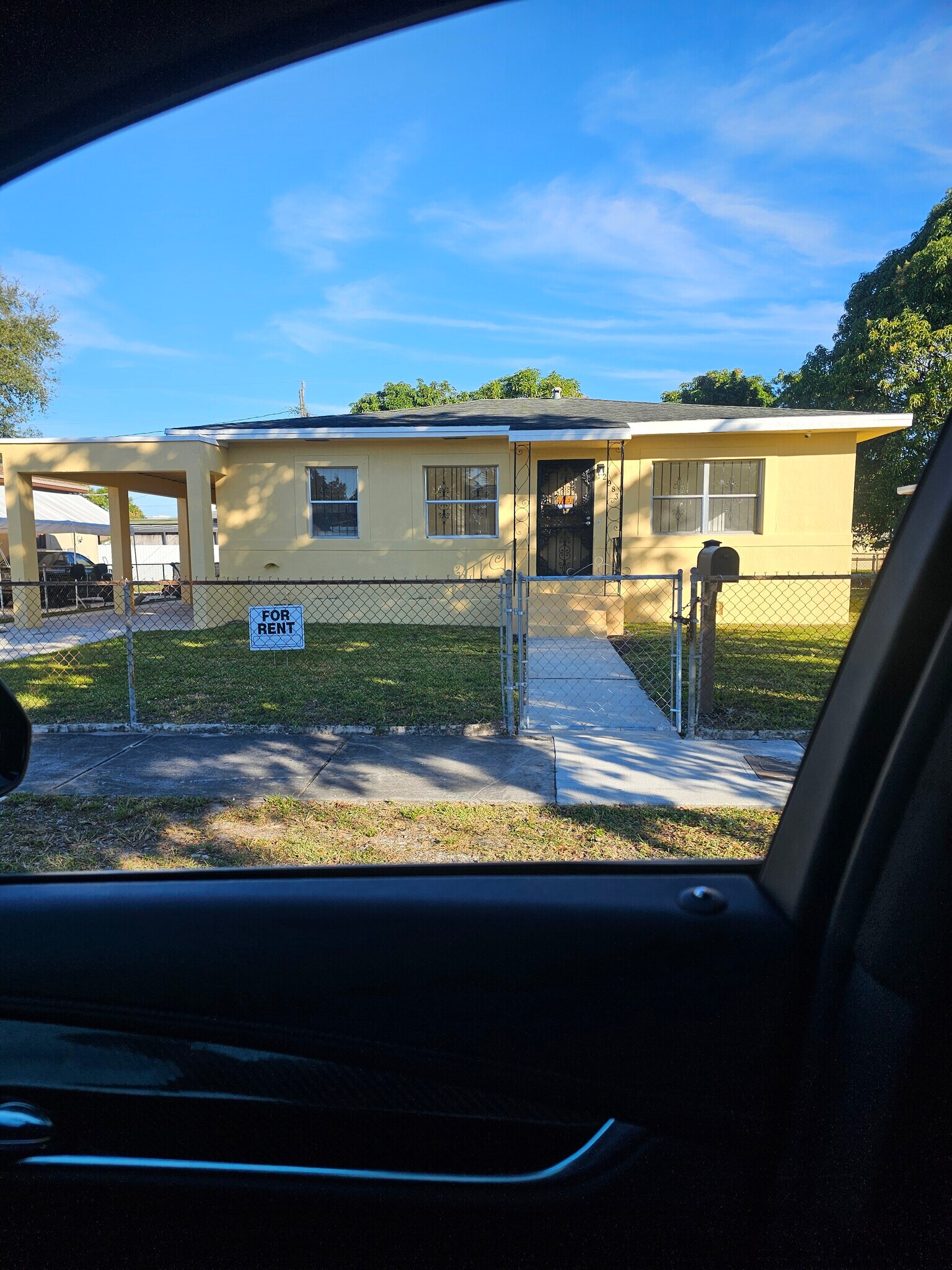 Building Photo - 2983 NW 69th Ter