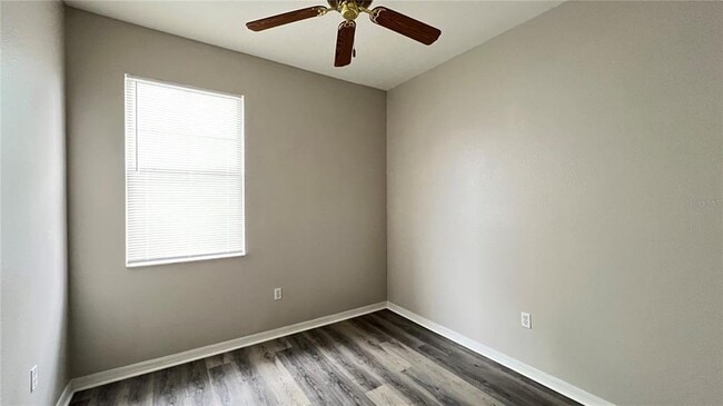 Building Photo - 318 Sand Ridge Dr