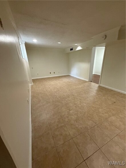 Building Photo - 210 1st Ave