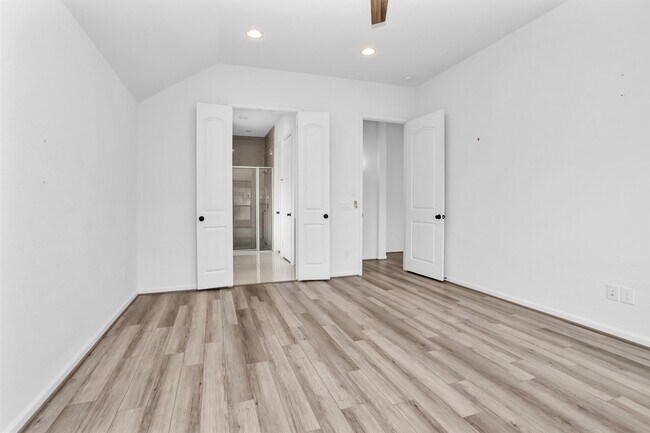 Building Photo - 18402 Cir Bar Rnch Ct