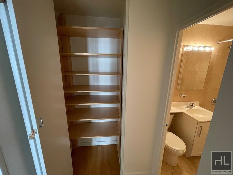 Building Photo - EAST 49 STREET