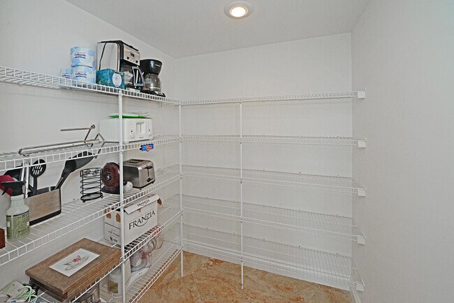 Building Photo - 3740 S Ocean Blvd