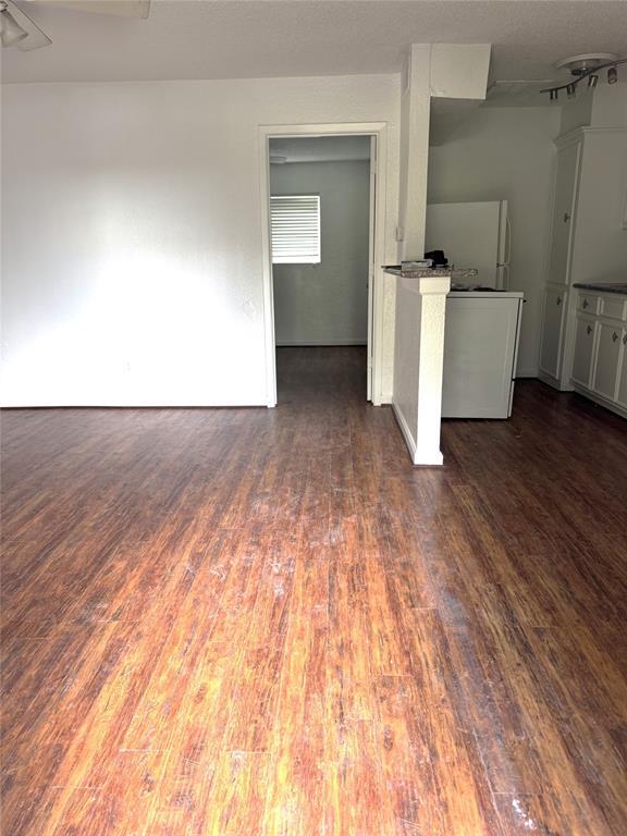 Building Photo - 1405 2nd St