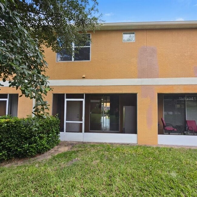 Building Photo - 1561 Chelsea Dr