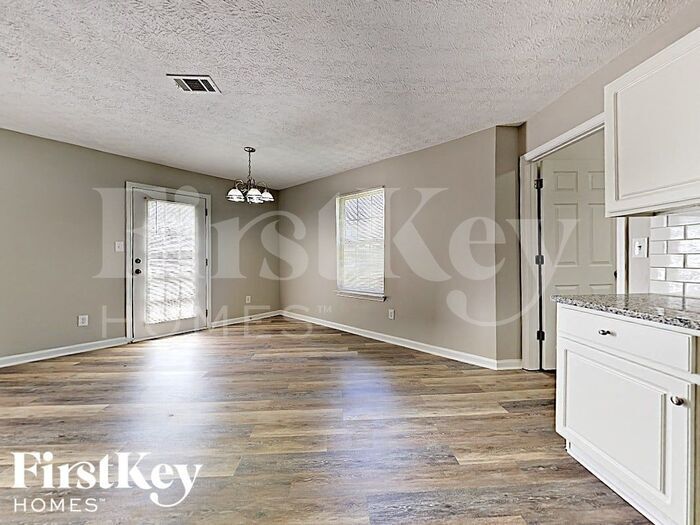 Building Photo - 504 Springmoor Ct