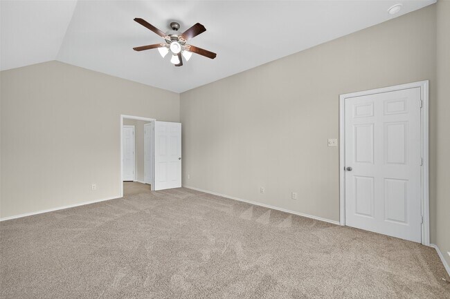 Building Photo - 17603 Burkhart Ridge Dr