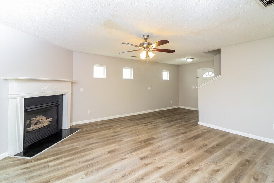 Building Photo - 266 Cobbler Cove Dr