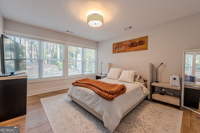 Building Photo - 1953 Beecher Rd SW