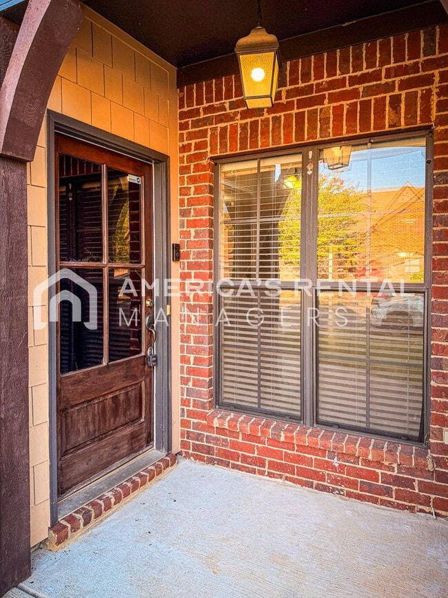 Building Photo - 5221 Sterling Glen Dr