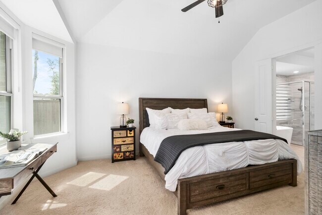 Building Photo - 21500 Jordan Pond Ridge