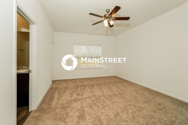 Building Photo - 5 Bedroom Pet-Friendly Home in New Braunfels, TX with Main Street Renewal