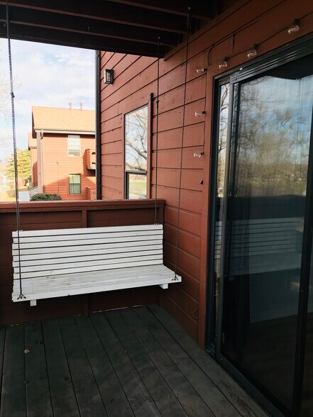 Building Photo - 7080 W 20th Ave