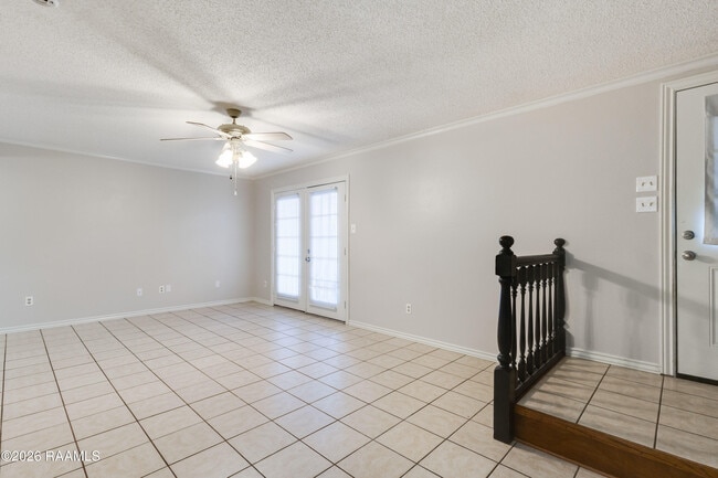 Building Photo - 200 Lodge Dr